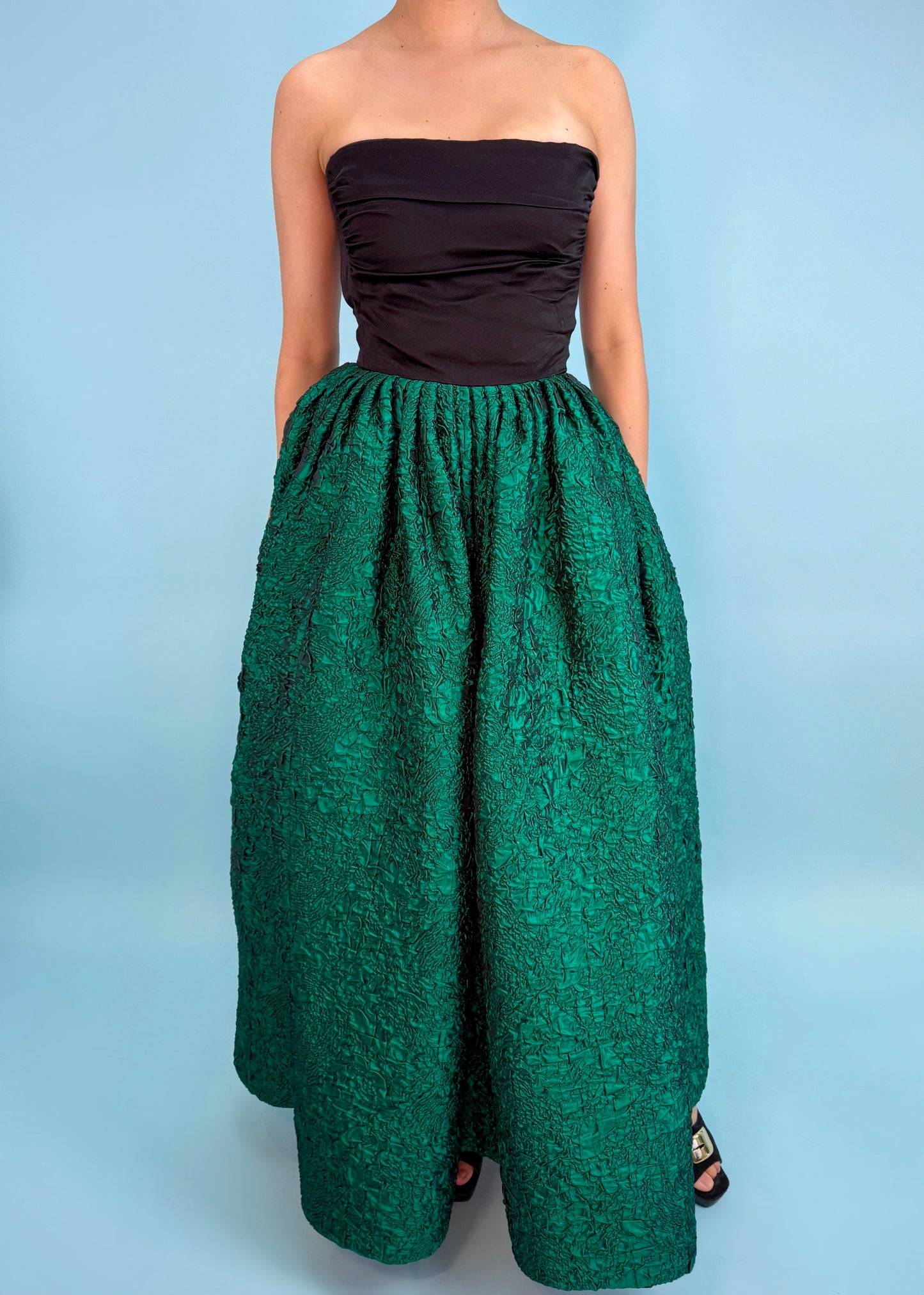Nina Ricci 1990s Haute Couture Emerald Green Strapless Silk Gown