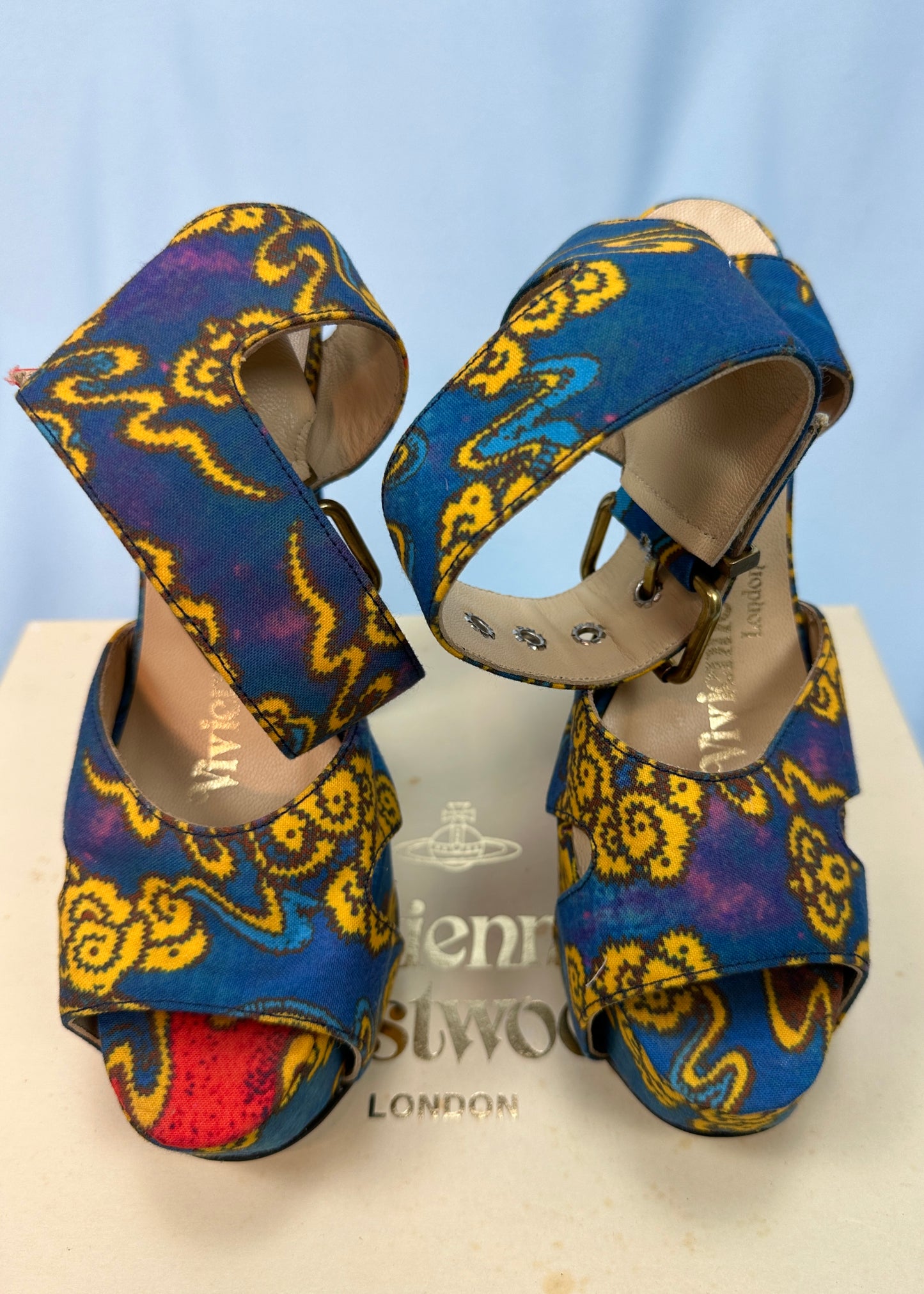 Vivienne Westwood Spring 2013 Runway ‘Tea Garden’ Platform Heels