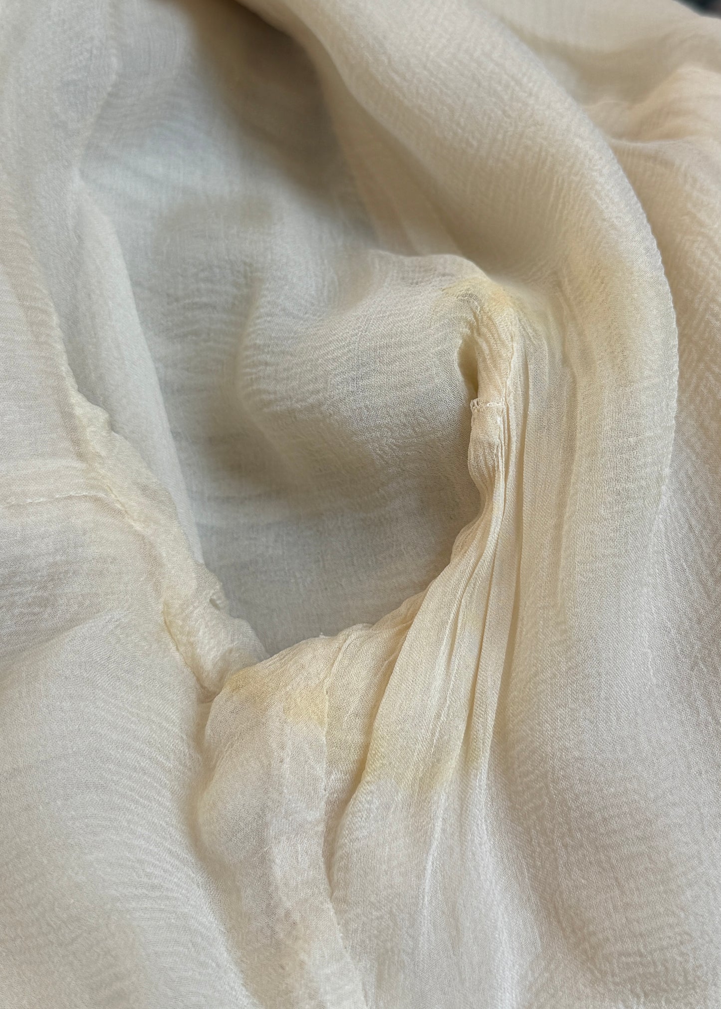 Chanel Fall 2006 Cream Pleated Silk Chiffon Bow Detail Jacket