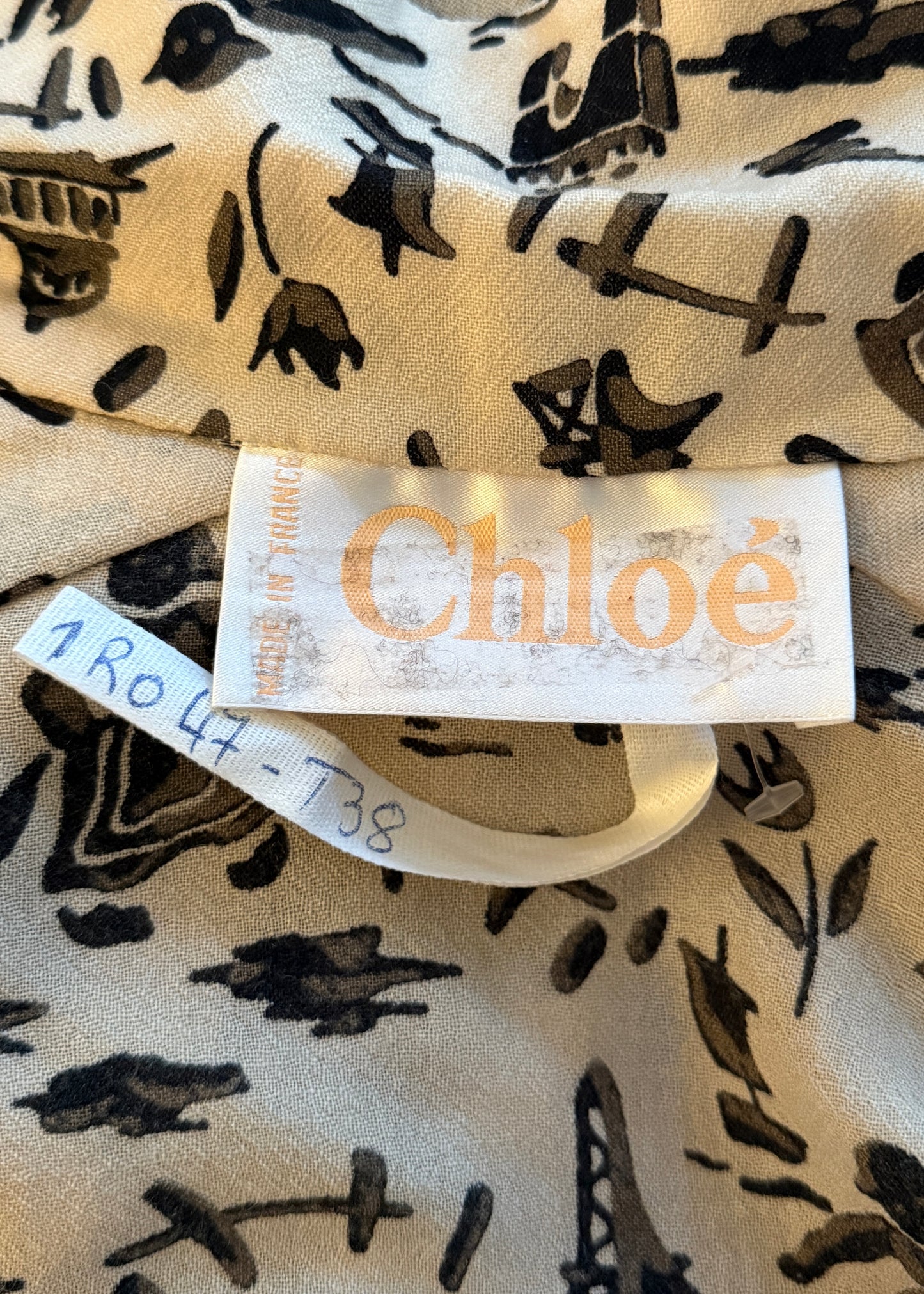 Chloé Fall 1996 Runway Paris Print Button Down Dress