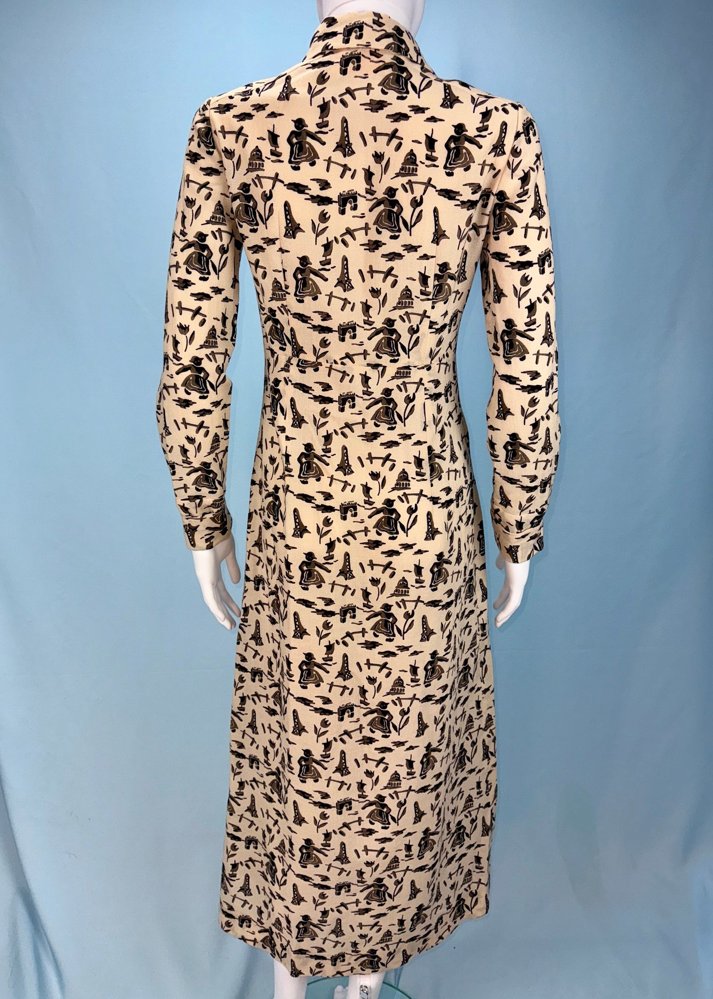 Chloé Fall 1996 Runway Paris Print Button Down Dress