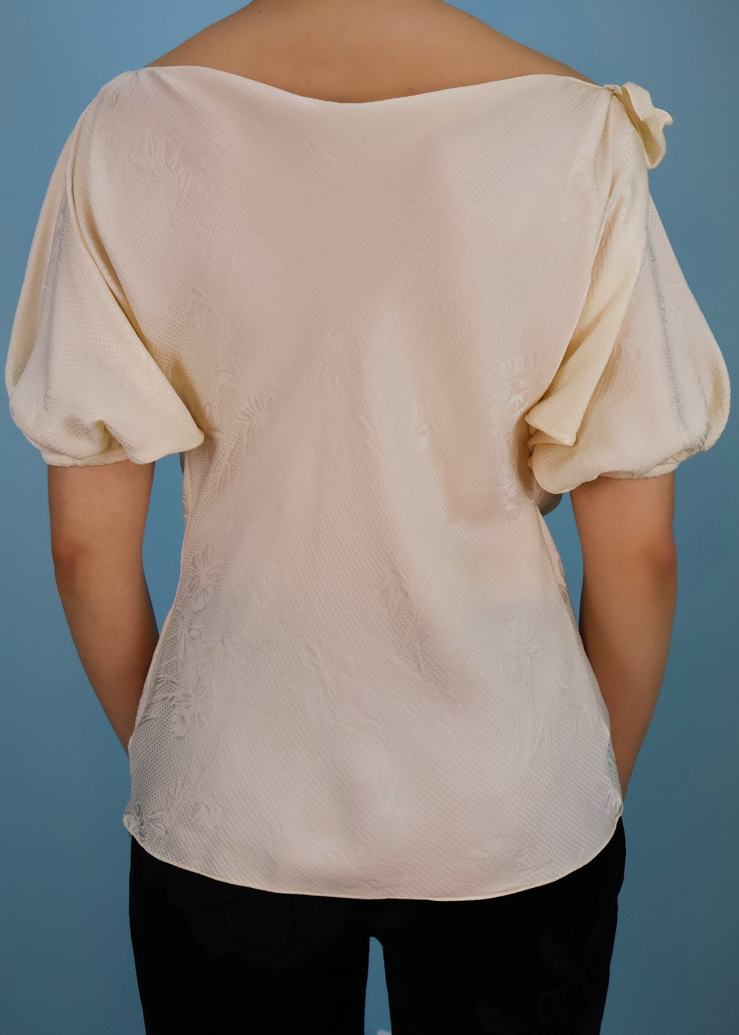 Alexander McQueen Spring 2006 Ivory Floral Silk Cowl Top