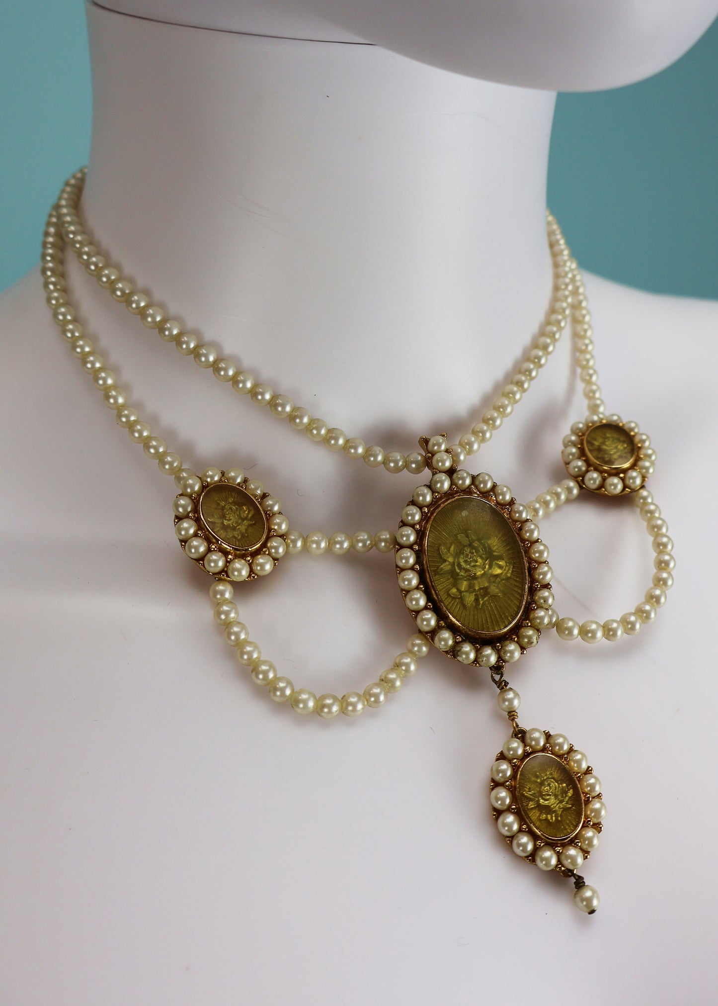 Dior 1998 Pearl & Rose Cameo Draped Necklace