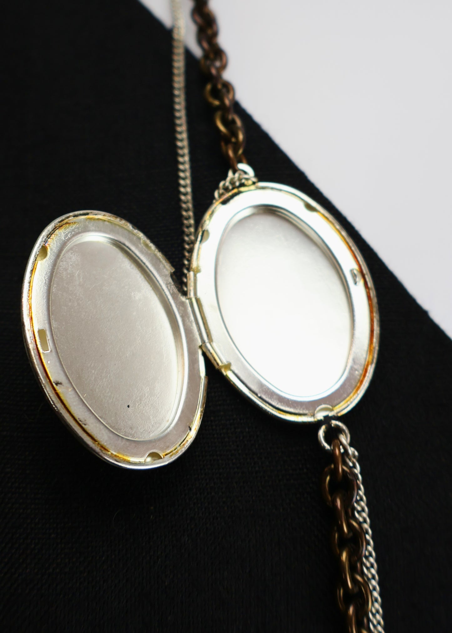 Chloé Fall 2006 Locket Pendant Multichain Necklace