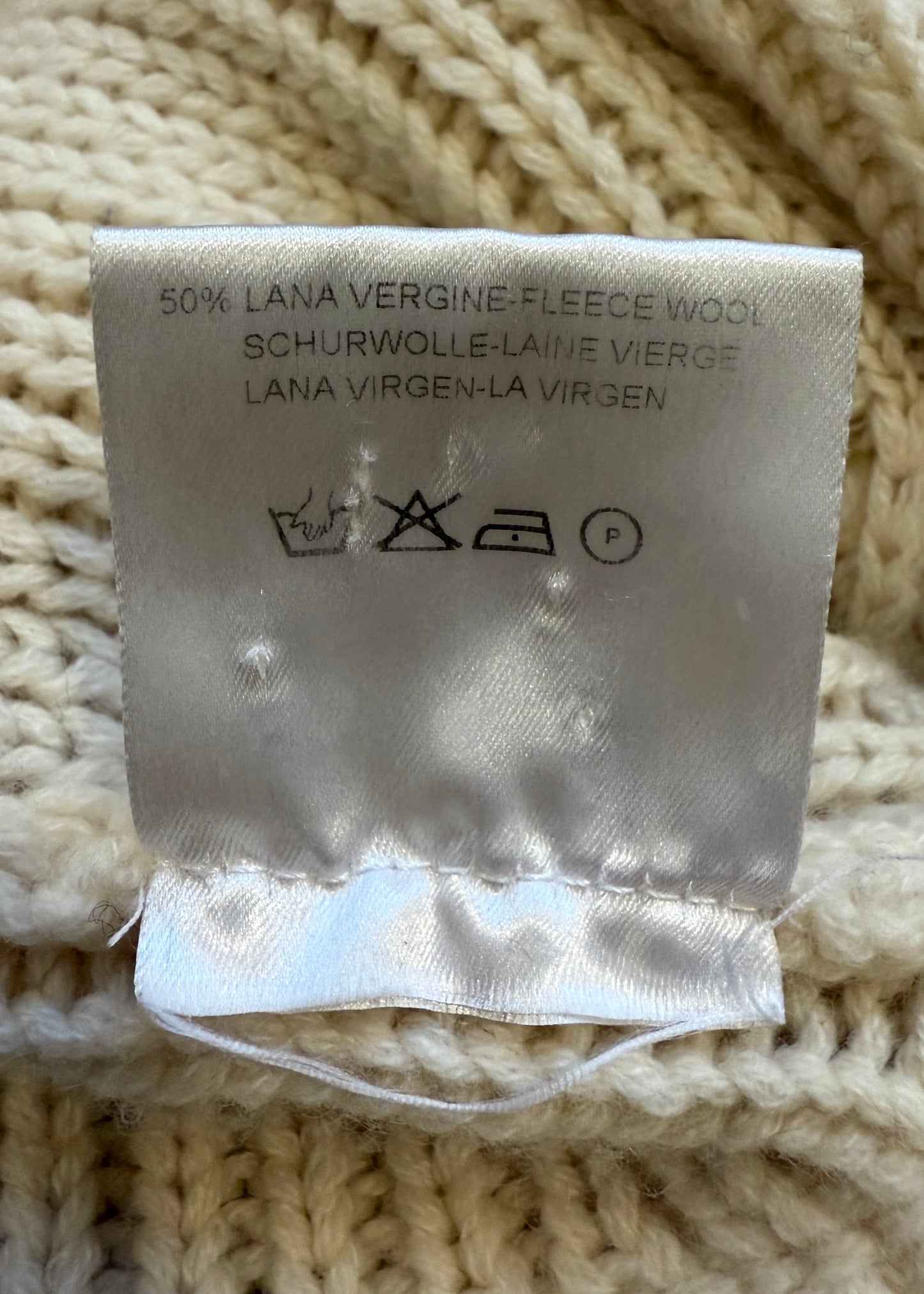 Valentino Fall 2005 Runway Cream Knitted Puff Sleeve Cardigan