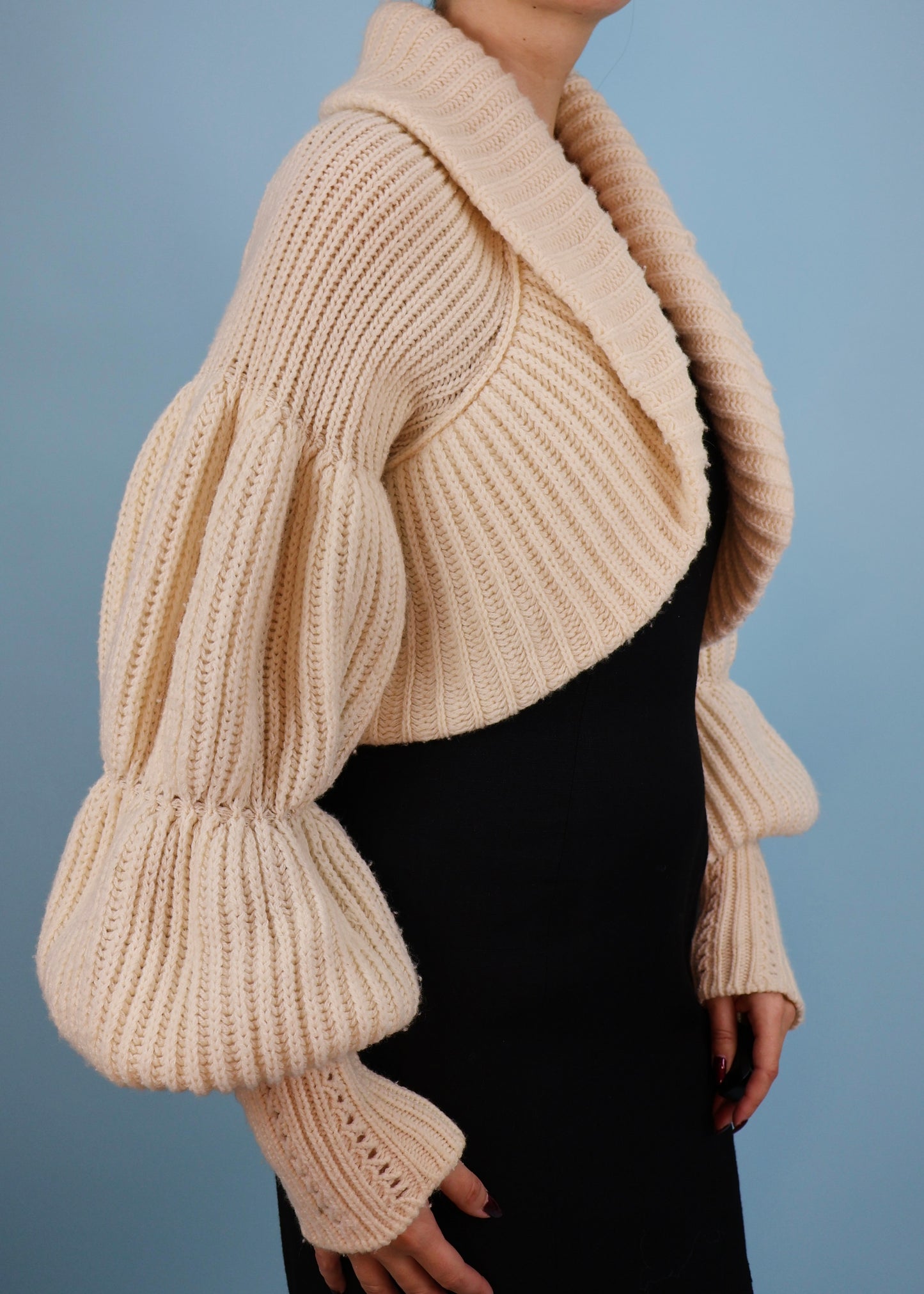 Valentino Fall 2005 Runway Cream Knitted Puff Sleeve Cardigan