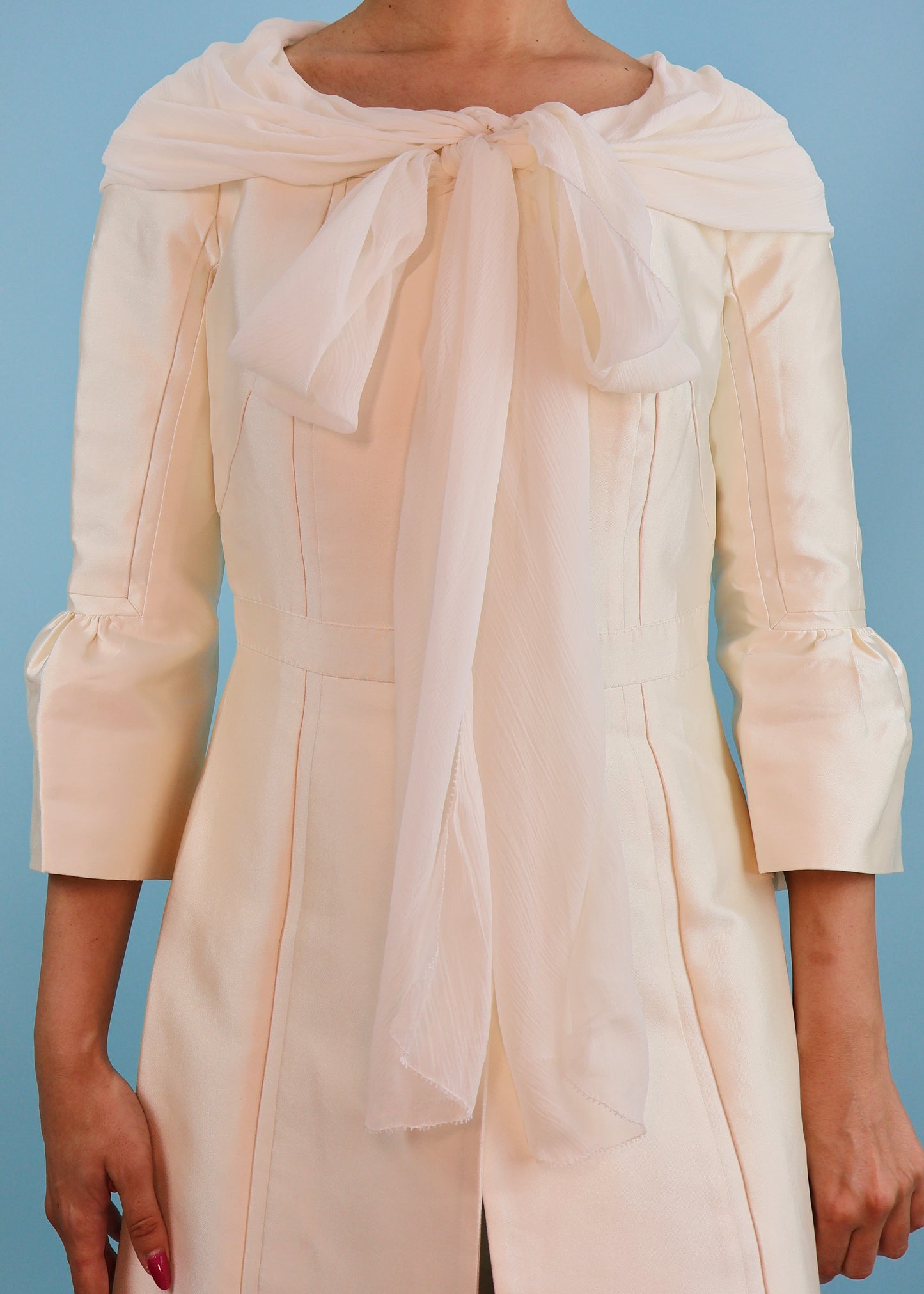 Louis Vuitton Spring 2006 White Silk & Chiffon Tie Up Dress Coat