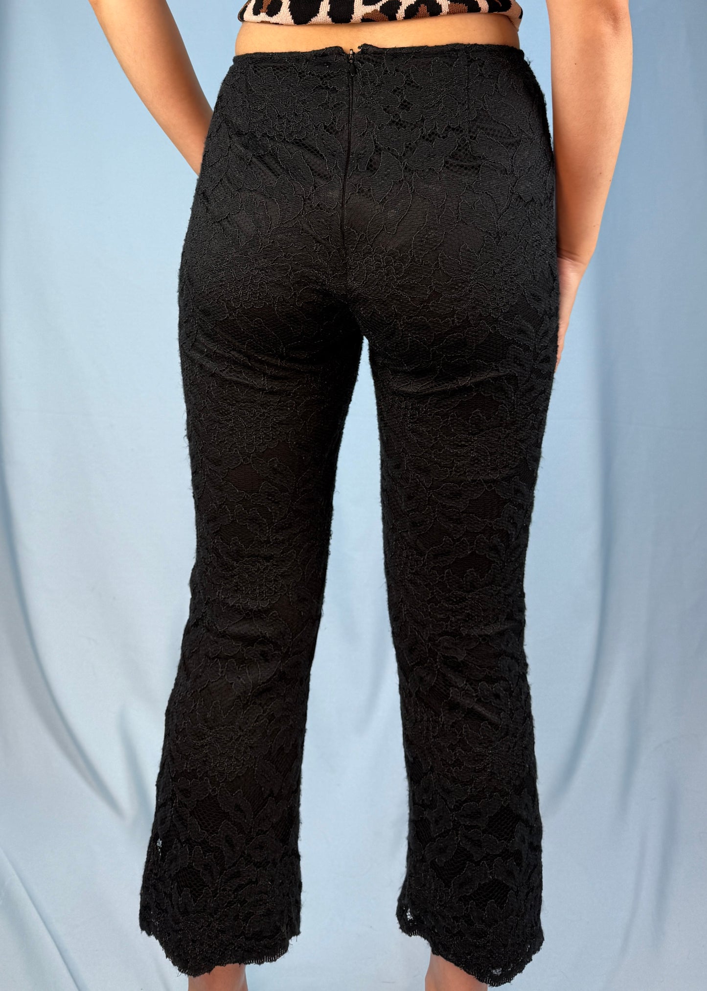 Betsey Johnson Black Lace Cropped Capri Pants