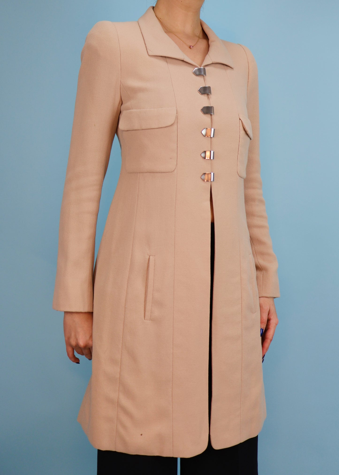 Chanel Haute Couture Spring 1998 Runway Beige Crêpe Clip Button Coat
