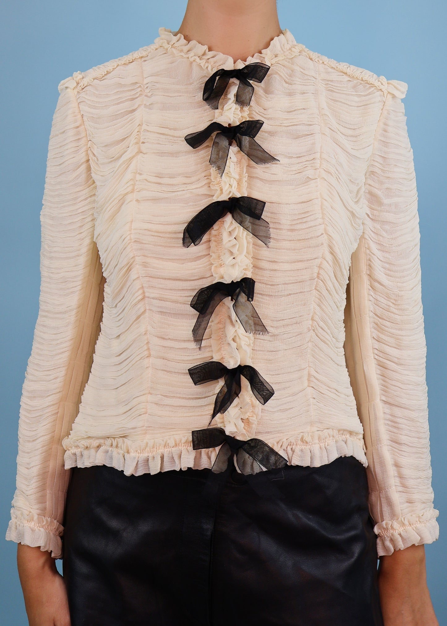 Chanel Fall 2006 Cream Pleated Silk Chiffon Bow Detail Jacket