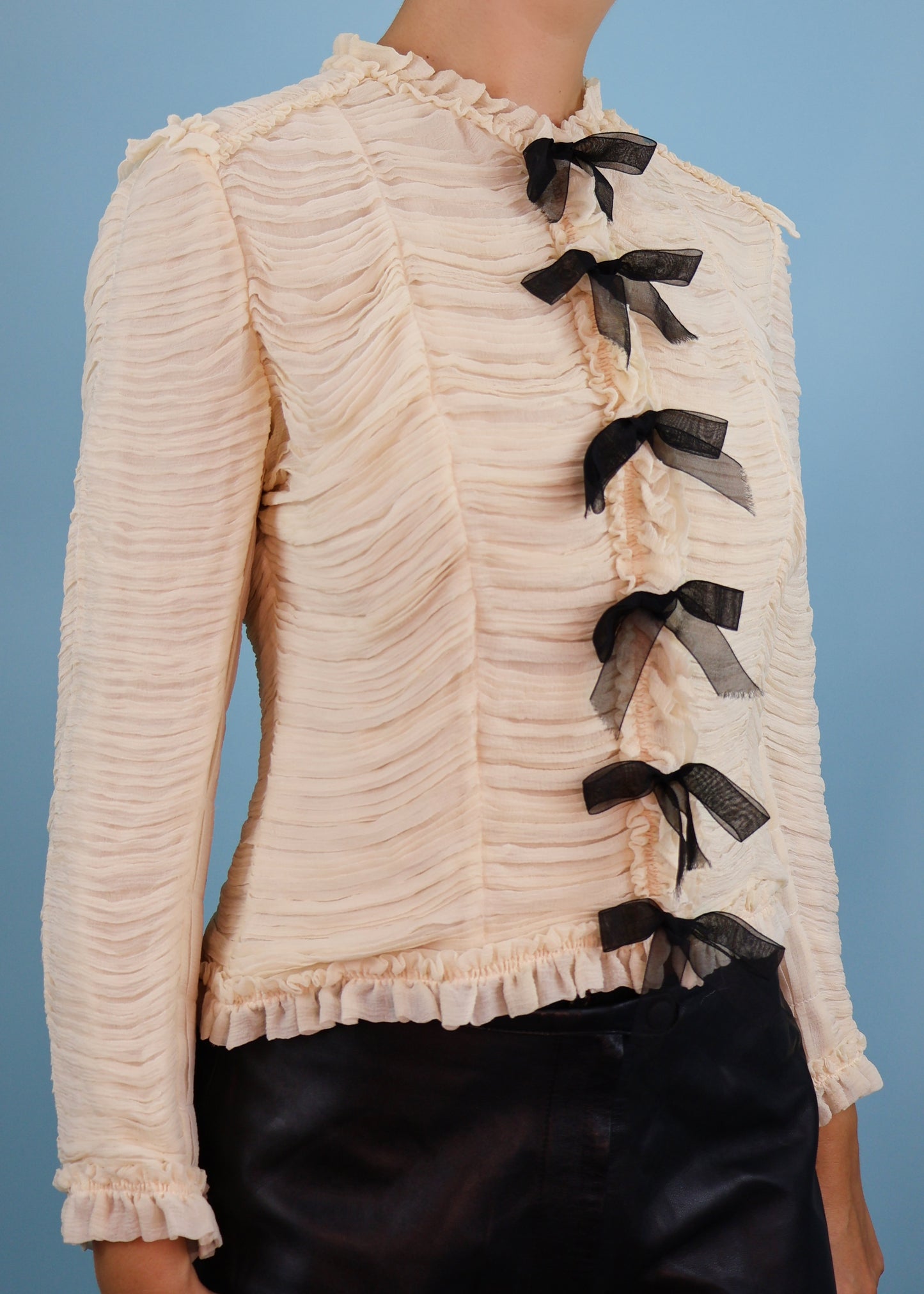Chanel Fall 2006 Cream Pleated Silk Chiffon Bow Detail Jacket