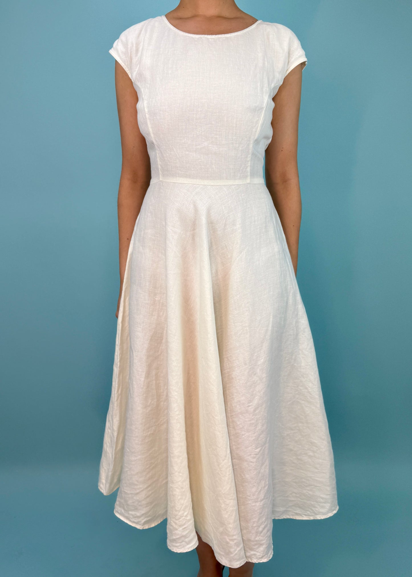 Gucci Spring 1995 Runway White Linen A-Line Dress
