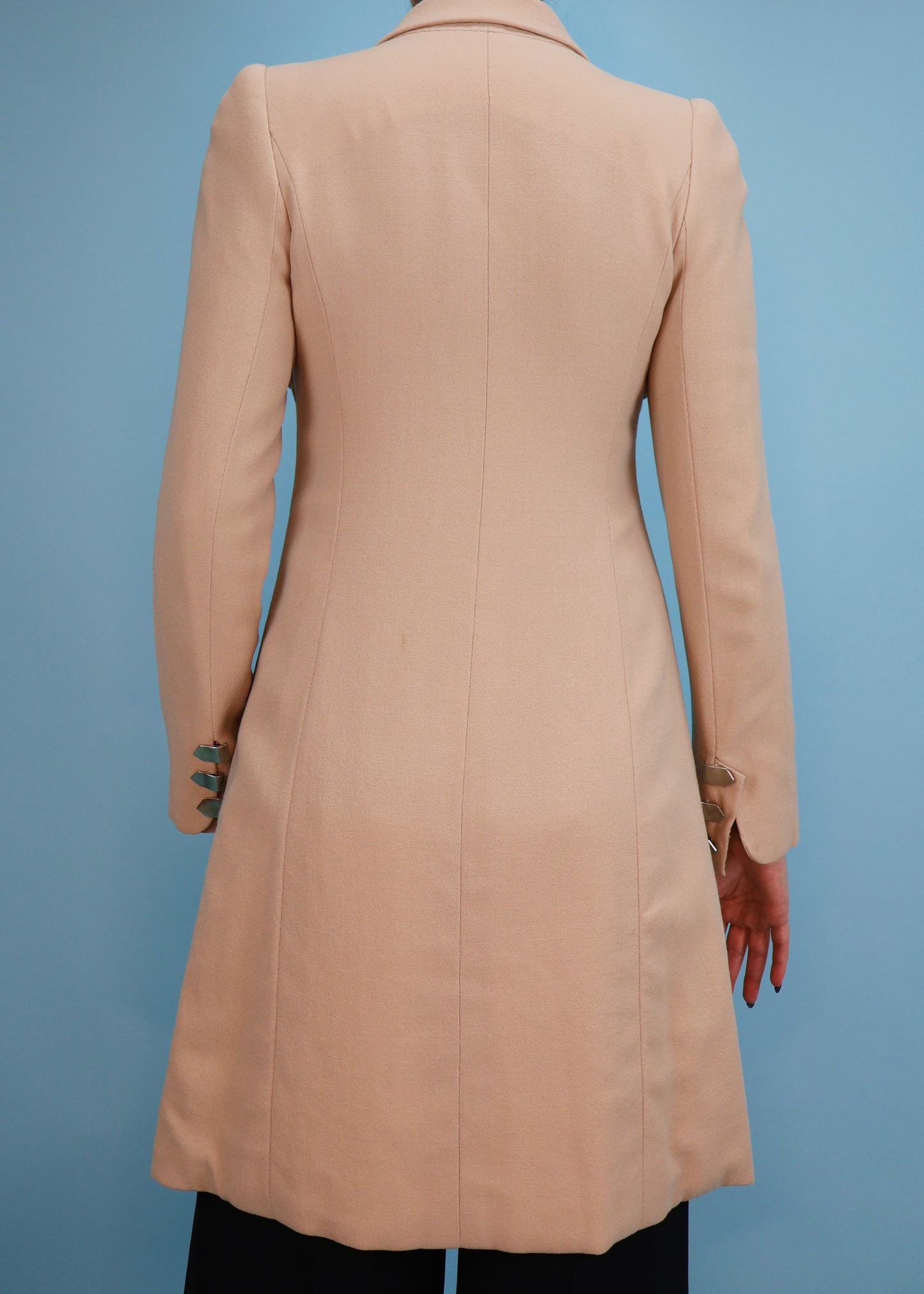 Chanel Haute Couture Spring 1998 Runway Beige Crêpe Clip Button Coat