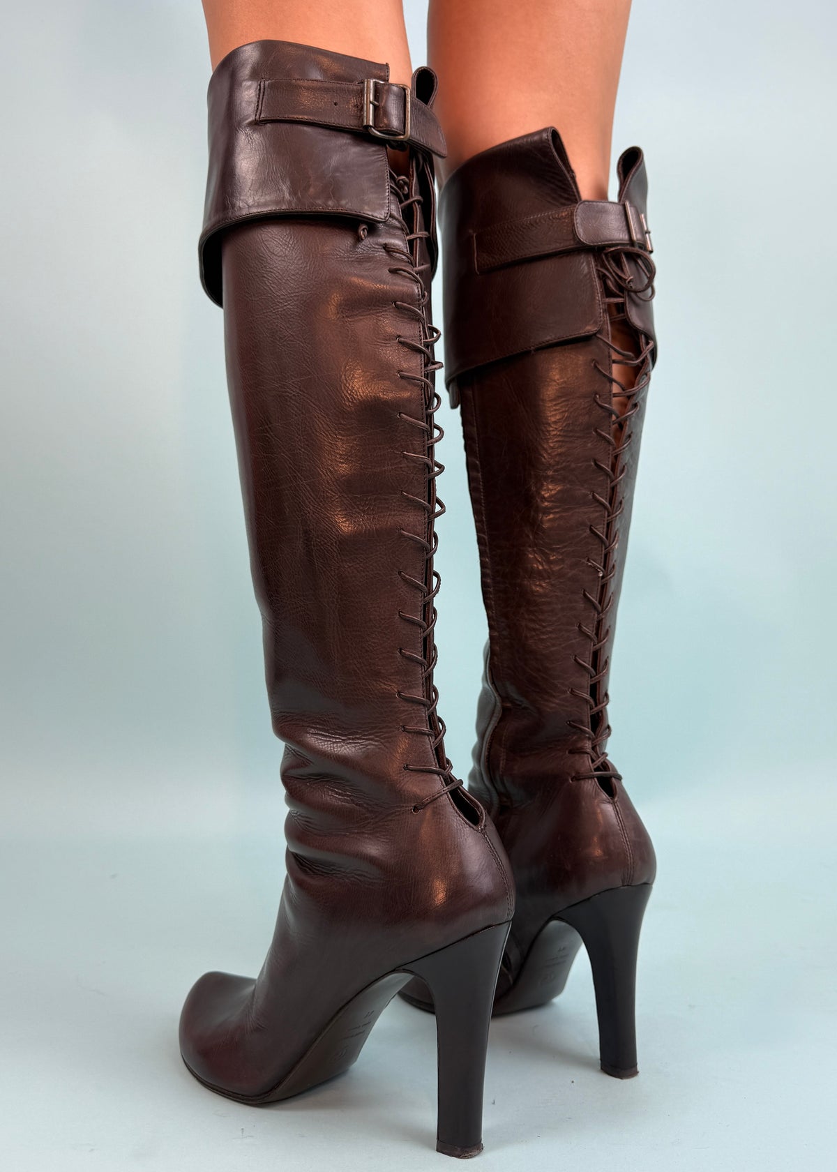Alexander McQueen Fall 2002 Brown Leather Lace Up Fold Over Heeled Boots