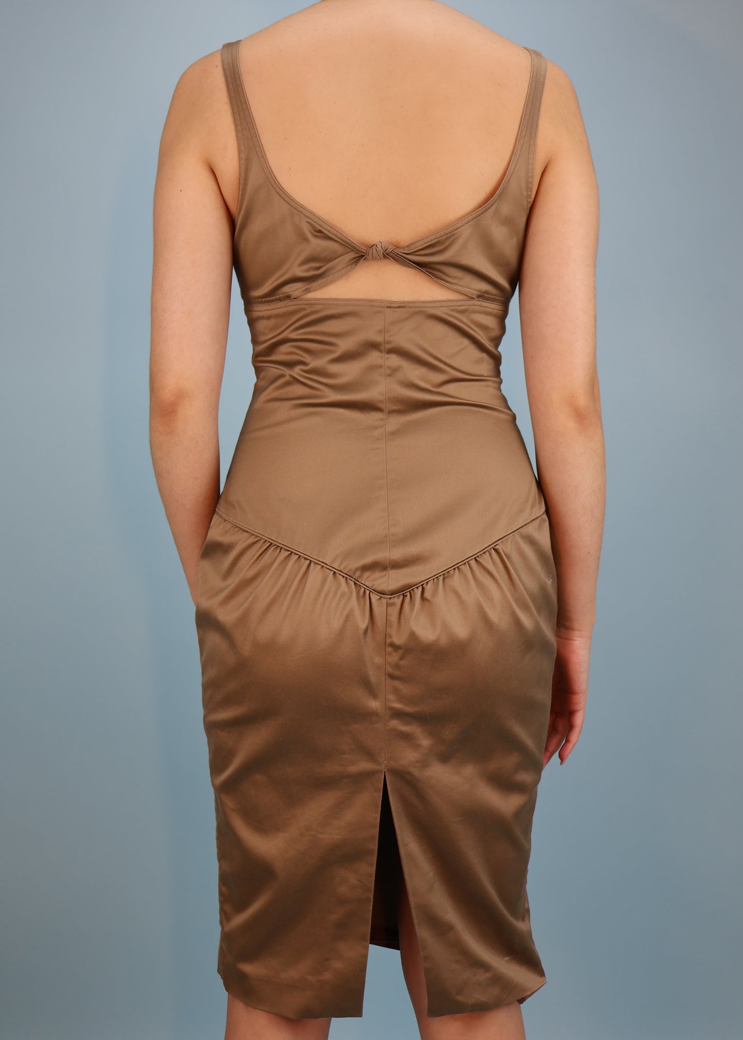 Gucci Fall 2003 Beige Twist Back Midi Dress