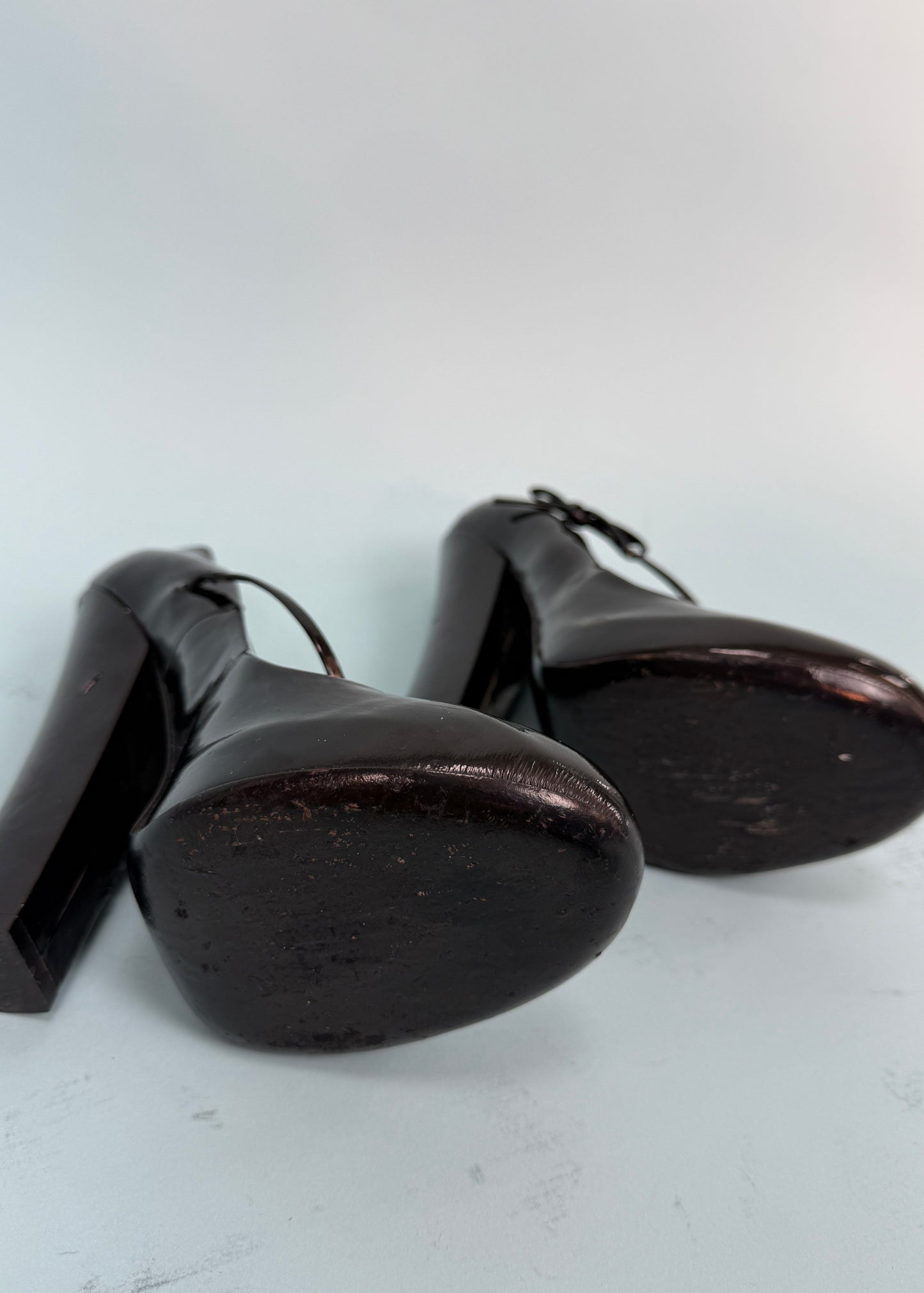 Louis Vuitton Fall 2011 Runway Black Leather "Fetish Pumps" Heels