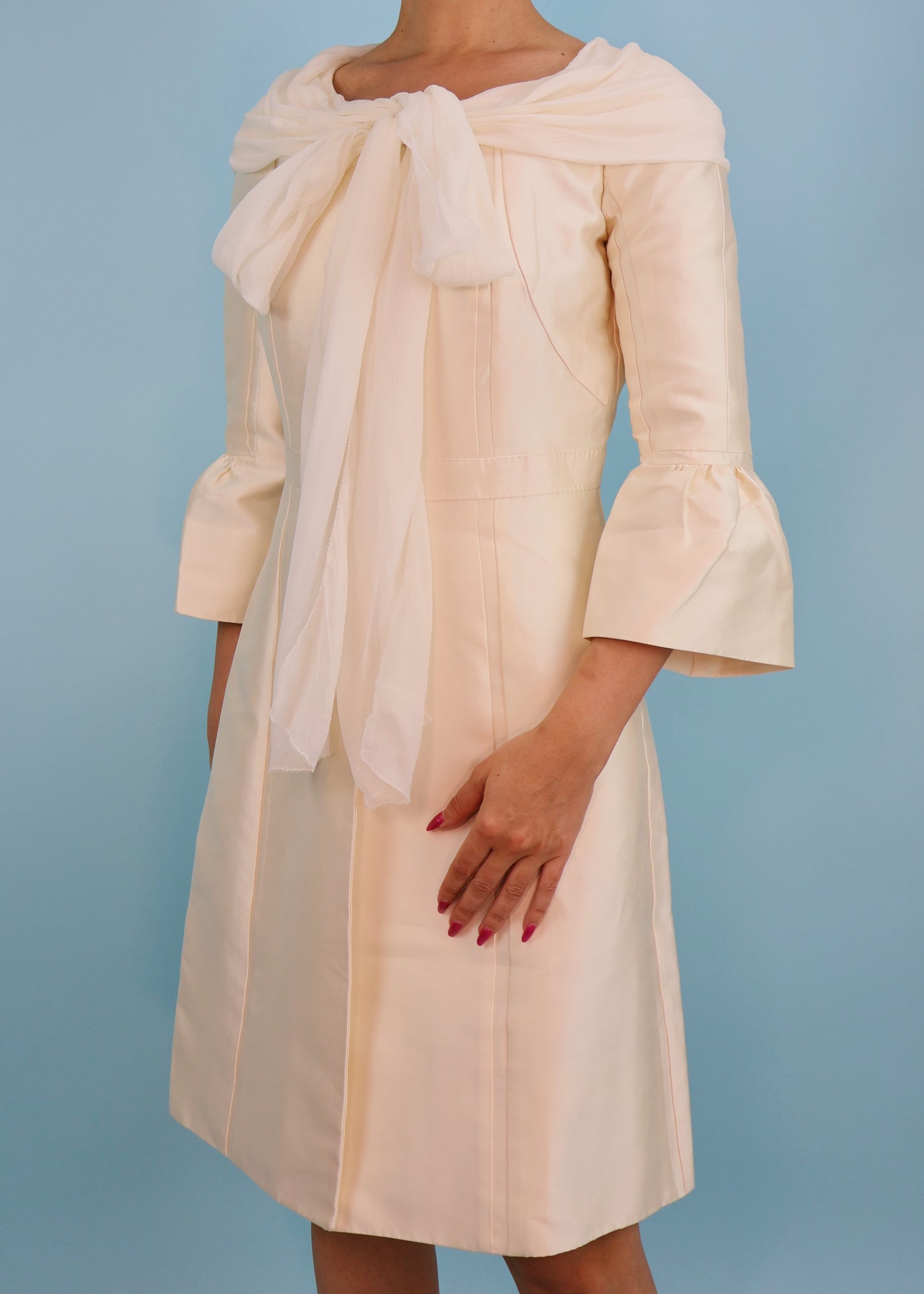 Louis Vuitton Spring 2006 White Silk & Chiffon Tie Up Dress Coat