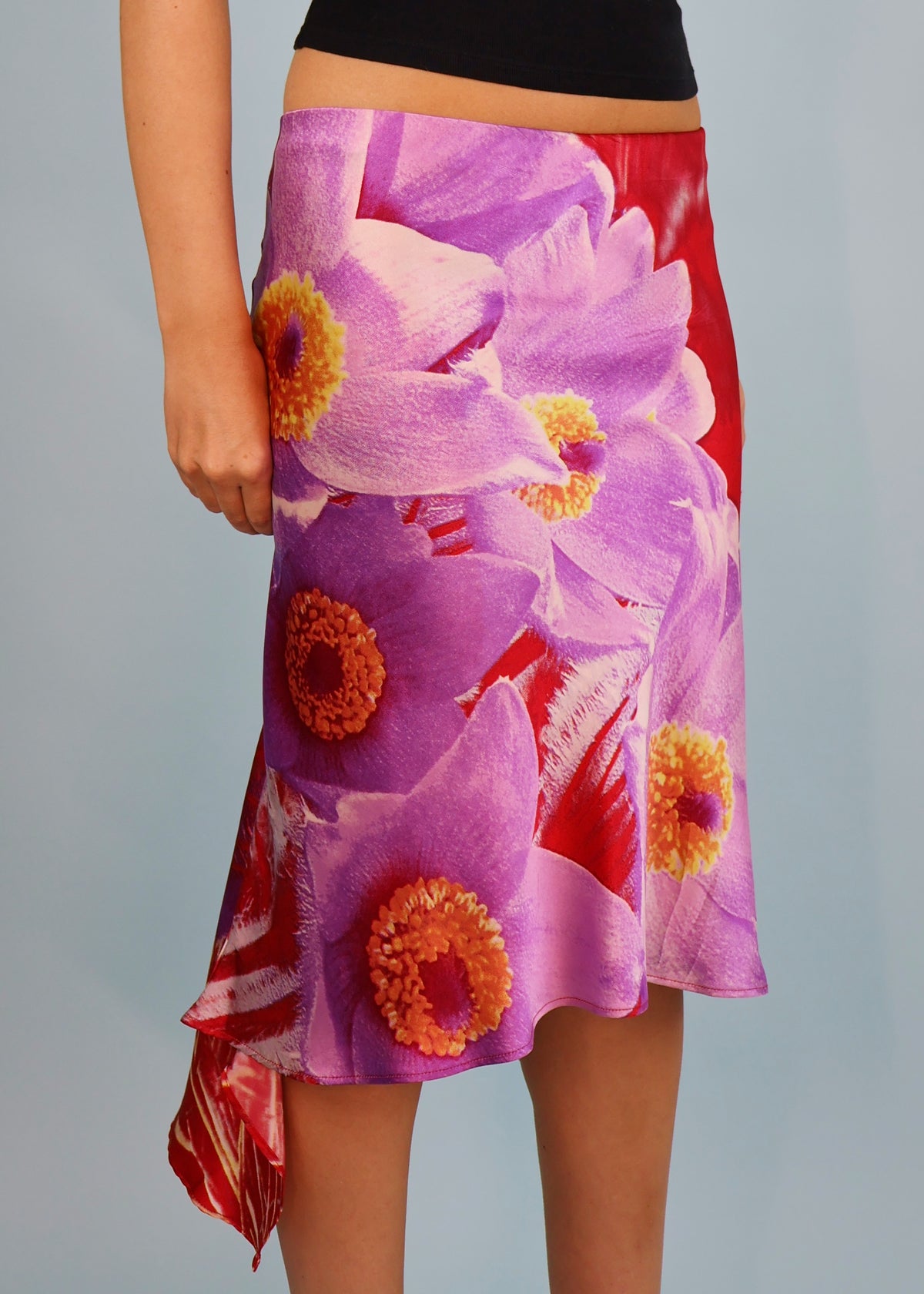 Roberto Cavalli Spring 2000 Red & Purple Floral Asymmetric Silk Skirt