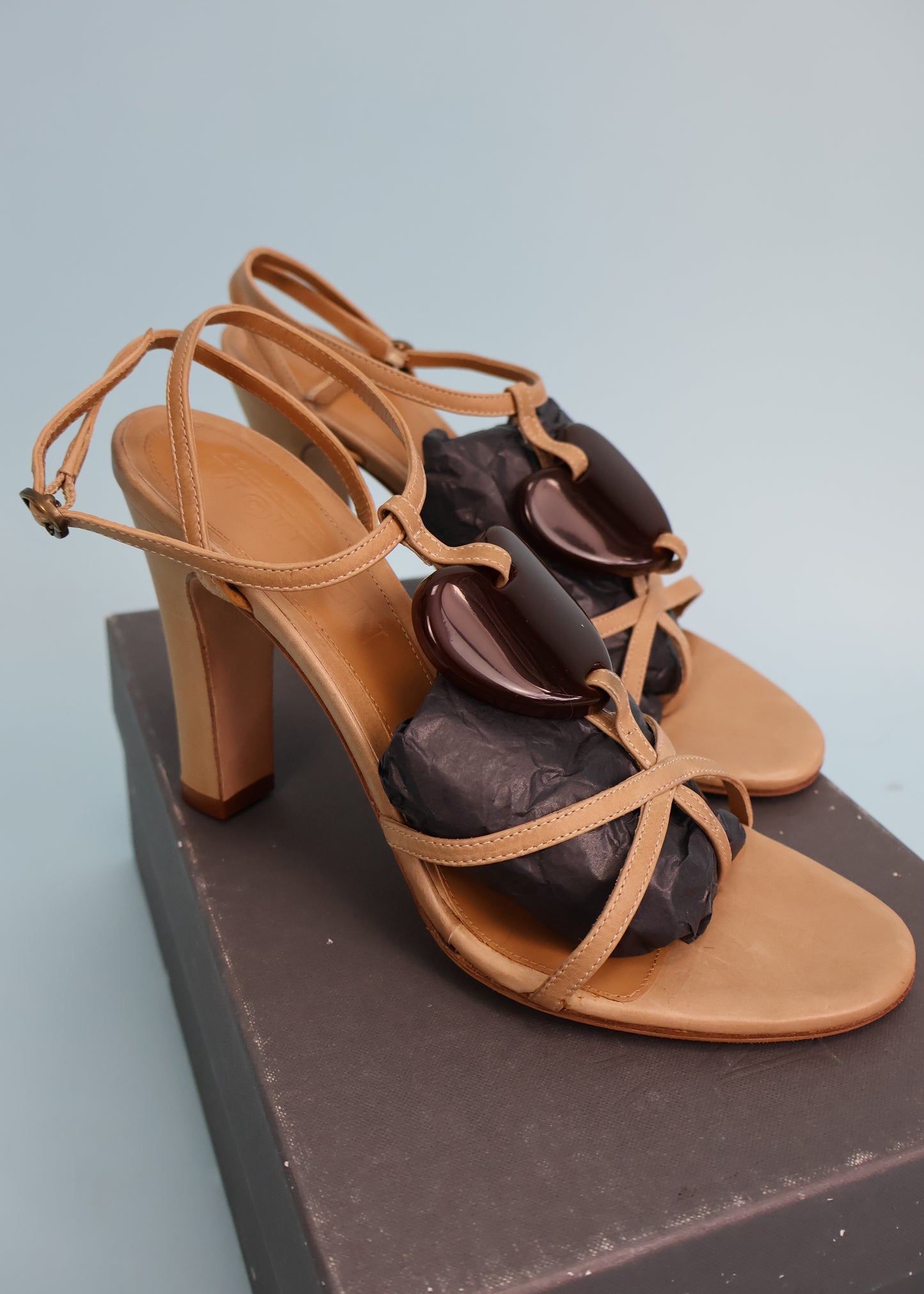Alexander McQueen Heart Beige Leather Heels