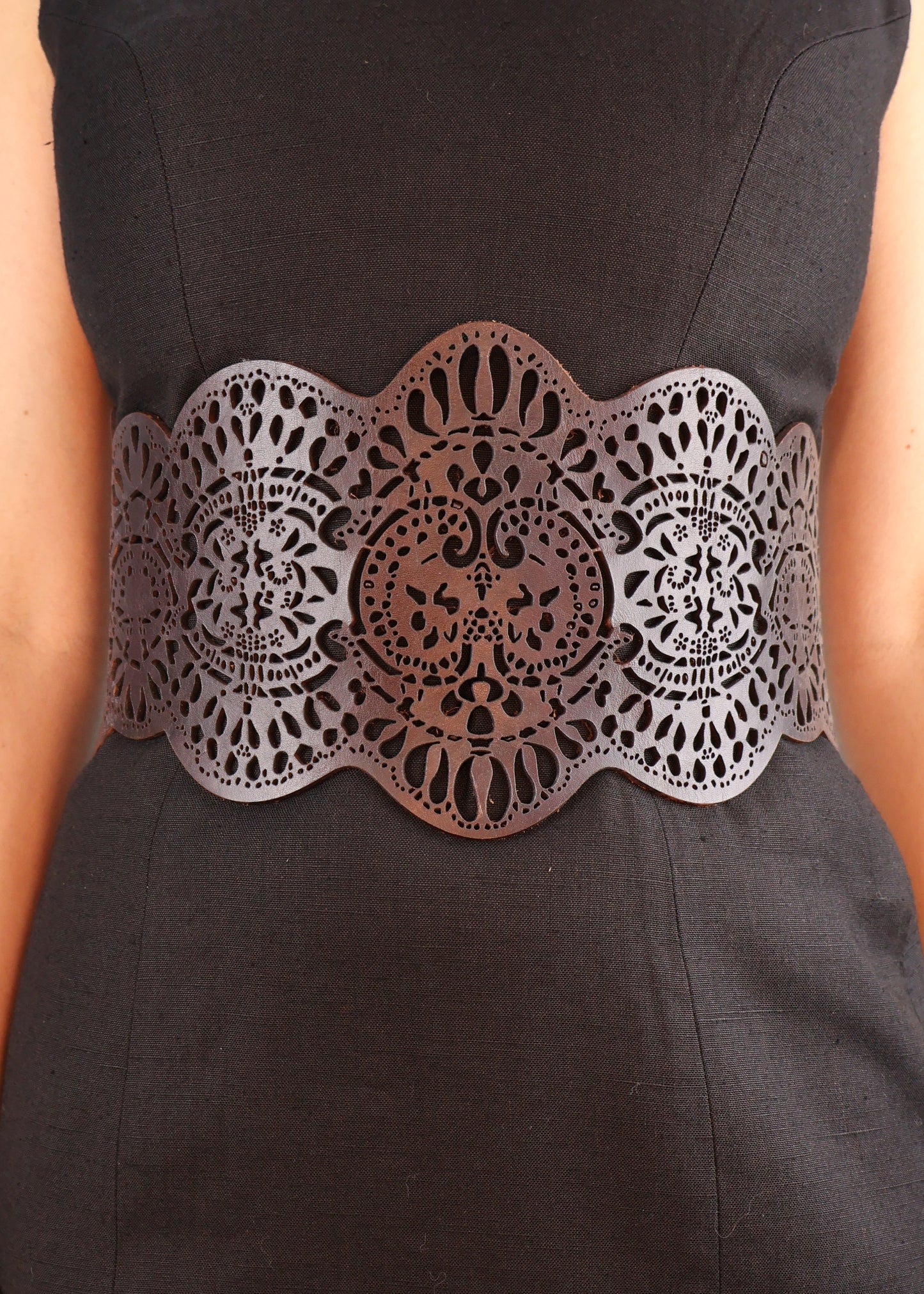 Alexander McQueen Fall 2006 Runway Brown Leather Laser Cut Out Belt
