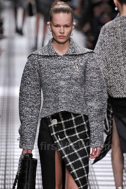 Balenciaga Fall 2015 Runway Grey Boucle Structured Sweater